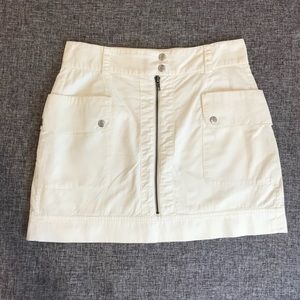 French Connection White Zipper Front Skirt Size 8